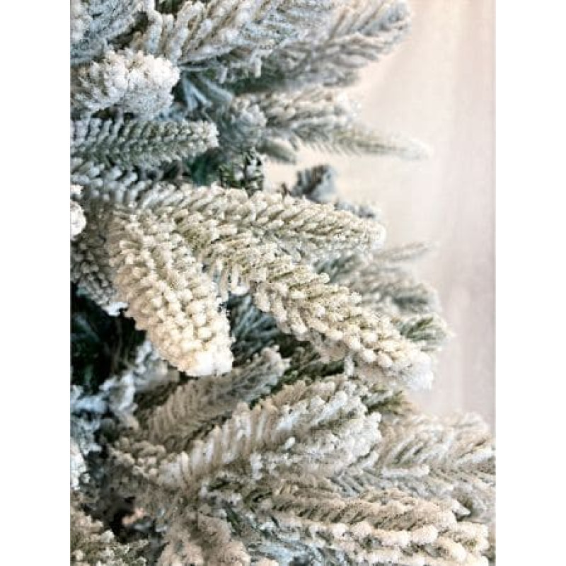 Купить Заснеженная искусственная ель Онтарио  фото 1
