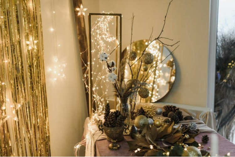 Где гранить новогодние игрушки и как правильно за ними ухаживать 