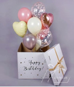 Композиция из воздушных шаров на день рождения